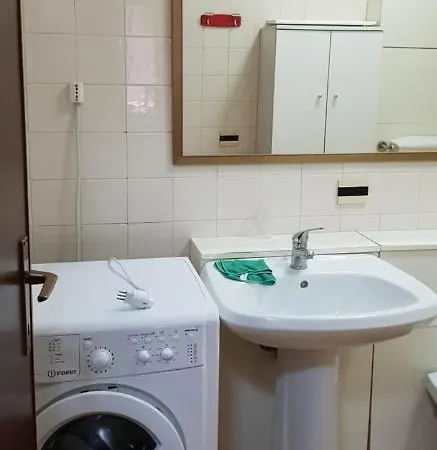 A 700 Mt. Dal Mare. Apartamento Terracina